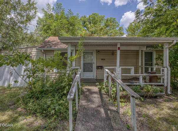 1205 Wisconsin Avenue, Joplin, MO 64801