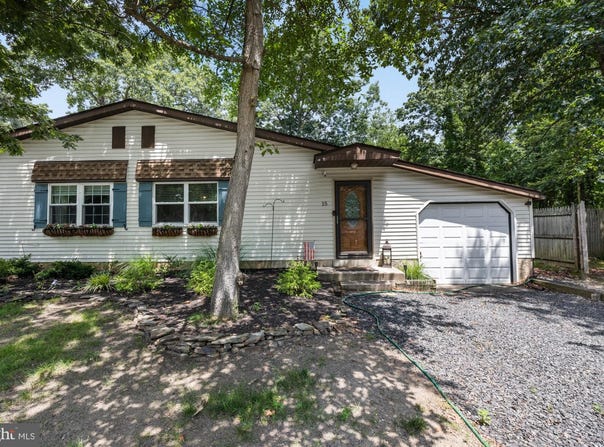 15 COLGATE ROAD, ATCO, NJ 08004