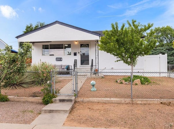 2119 Elmwood Lane, Pueblo, CO 81005