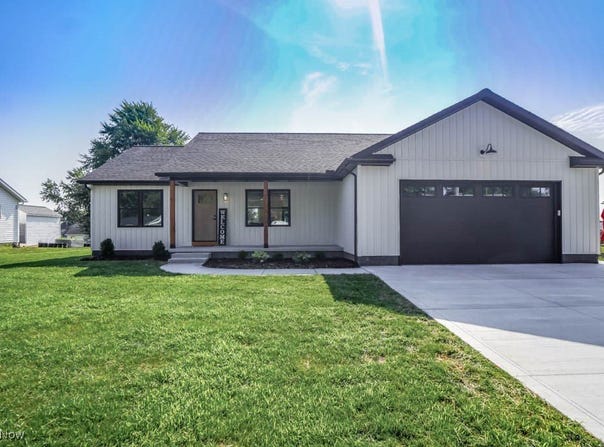 5 Chestnut Street, Marshallville, OH 44645