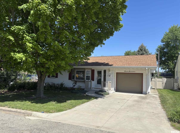 717 HARMONY Lane, Lacon, IL 61540