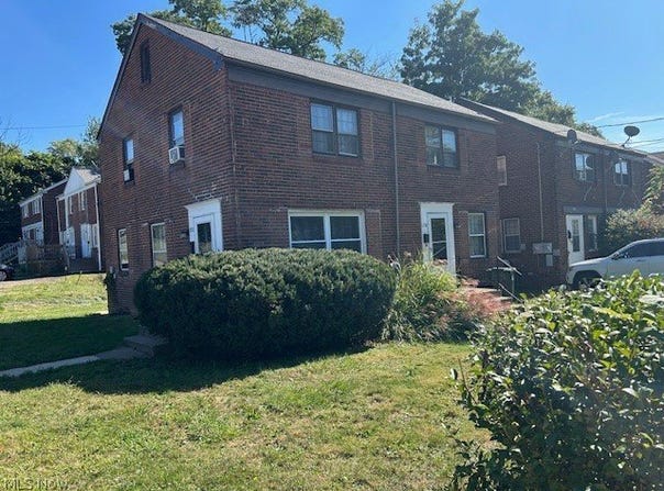 1736 Spring Avenue NE, Canton, OH 44714