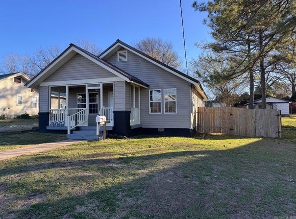 748 Brooks Street, Batesville, AR 72501