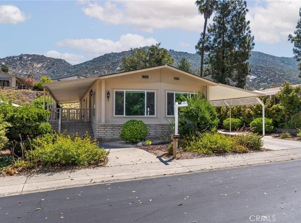 8975 Lawrence Welk, Escondido, CA 92026