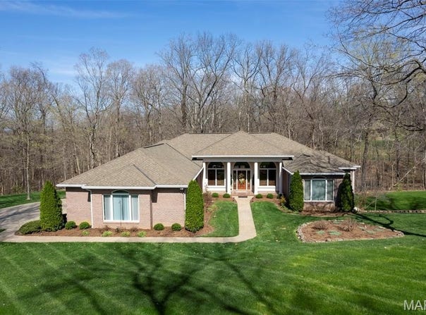 316 Flagstone Drive, Cape Girardeau, MO 63701