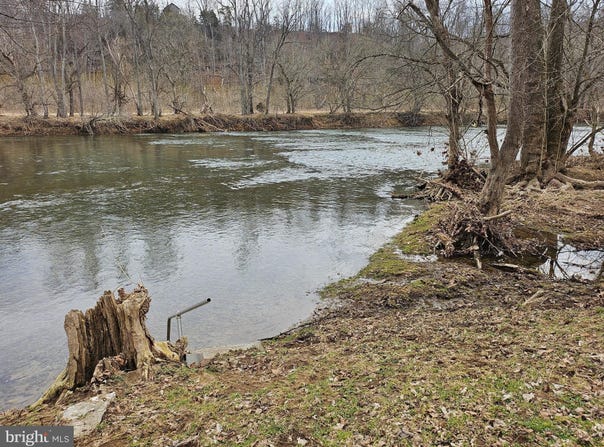 DEER RAPIDS ROAD, STRASBURG, VA 22657