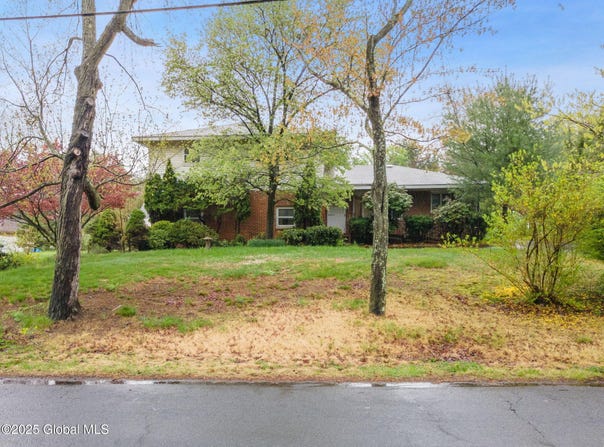 3103 Spawn Road, Guilderland, NY 12303