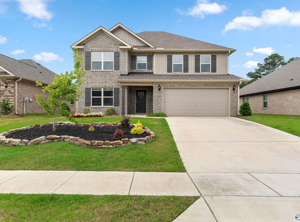 103 Gander Circle, Owens Cross Roads, AL 35763