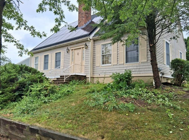 15 Cheyenne, Worcester, MA 01606