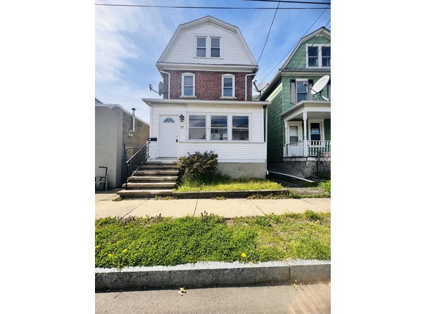 77 SENECA Street, Wilkes Barre, PA 18702