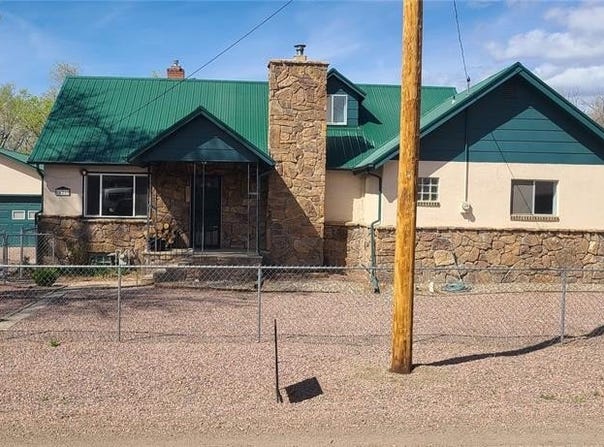 421 N Cottonwood Avenue, Canon City, CO 81212
