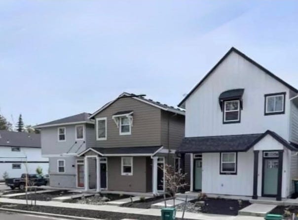 1342 PACIFIC Ave, ForestGrove, OR 97116