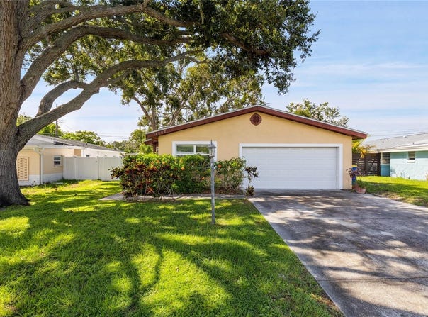 10502 ORANGE BLOSSOM LANE, SEMINOLE, FL 33772