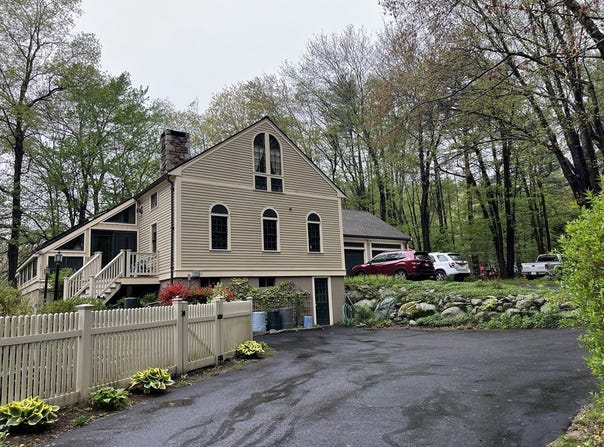 75 South Road, Pepperell, MA 01463