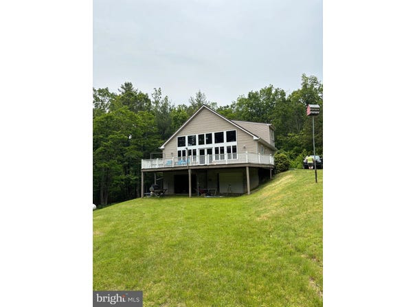 213 HIGHLAND DRIVE, FRANKLIN, WV 26807