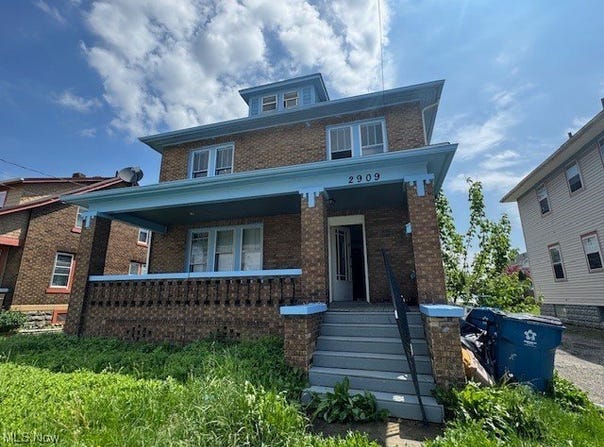 2909 Denver Avenue, Lorain, OH 44055