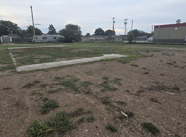 1509 S D Avenue, Portales, NM 88130