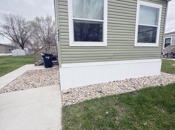 4452 La Casa, Fargo, ND 58103