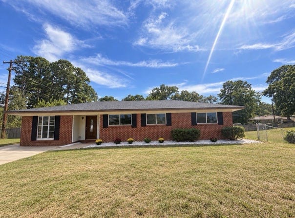 900 Watterman, Minden, LA 71055