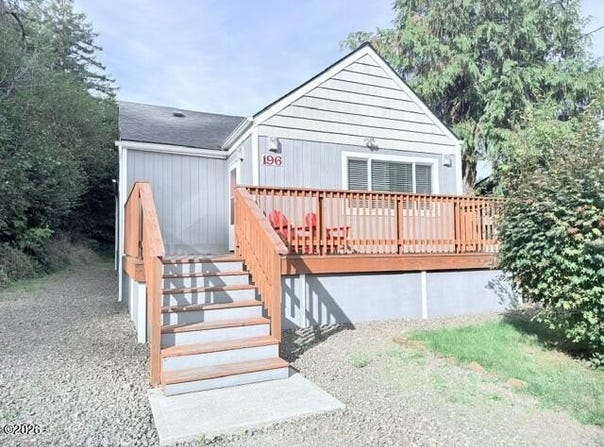 196 NW 11TH ST, Toledo, OR 97391