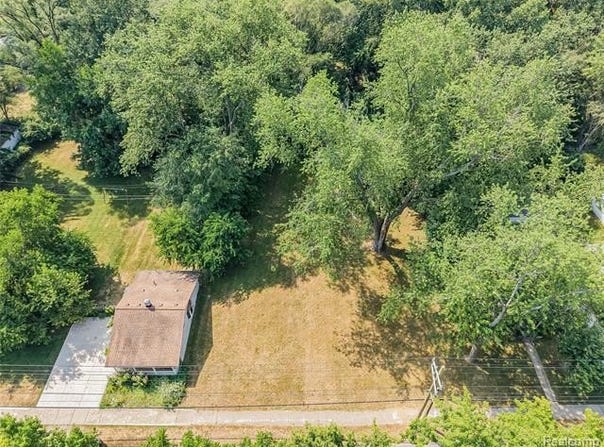 26747 Vassar Avenue, Redford Twp, MI 48240