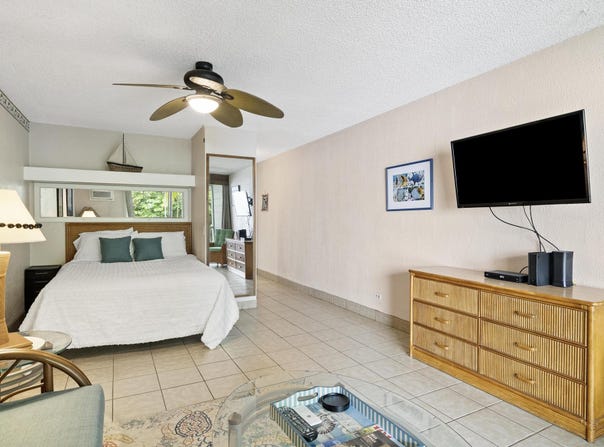 75-5776 KONA ISLANDER INN unit: 201, Kailua-Kona, HI 96740