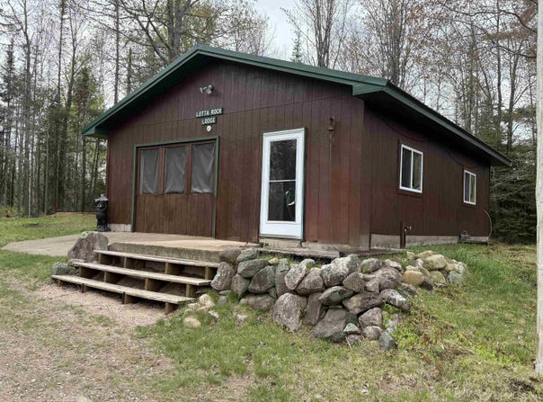 2620 Mallard, Republic, MI 49879