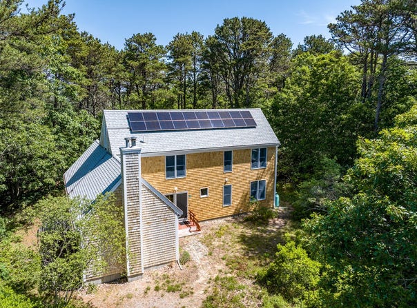 20 Thomas Coles Lane, Wellfleet, MA 02667