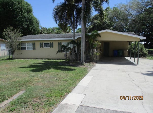 1107 SE  8TH AVE, Okeechobee, FL 34974