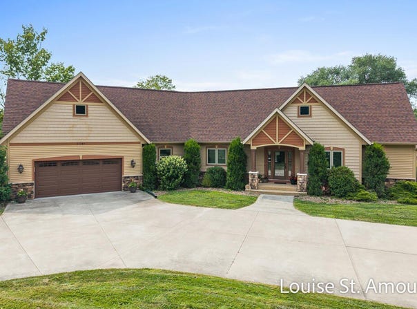 17797 168th Avenue, Spring Lake, MI 49456