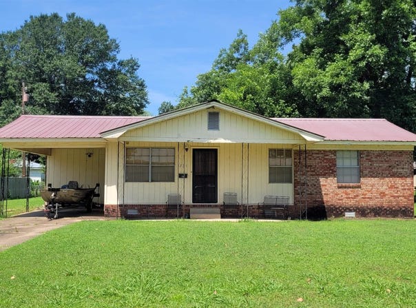 731 N Eighth Street, Augusta, AR 72006