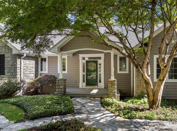 85 Tall Poplar Summit, Hendersonville, NC 28739