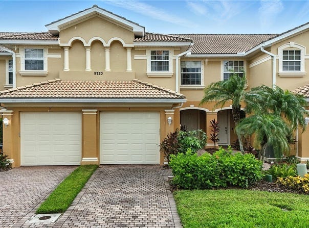 9723 Heatherstone Lake Court unit: 4, Estero, FL 33928