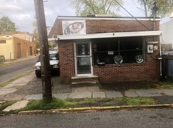 84 BELL ST, City Of Orange Twp., NJ 07050-1511