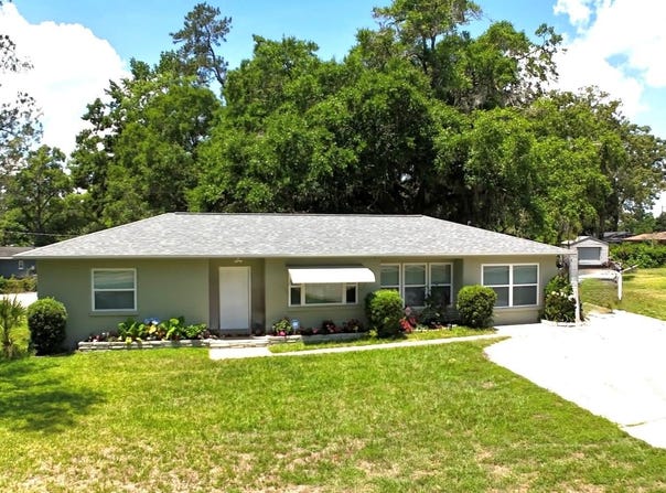 2810 SE LAKE WEIR AVENUE, OCALA, FL 34471