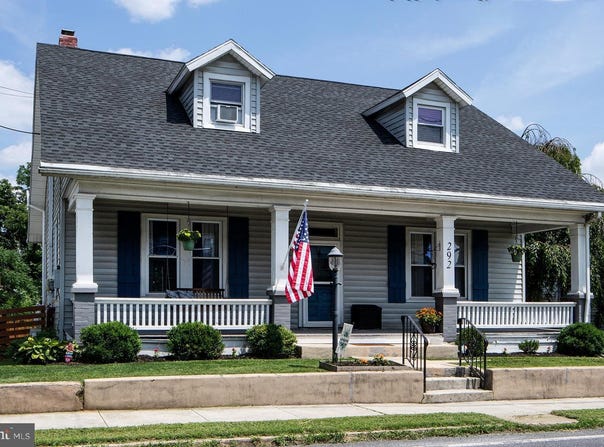 292 N LOCUST POINT ROAD, MECHANICSBURG, PA 17050