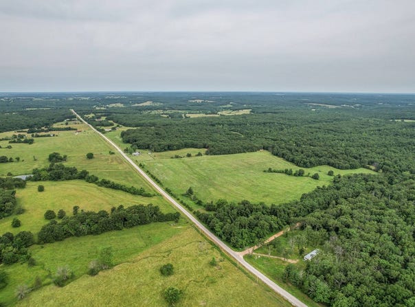 30297 Highway AA, Edwards, MO 65326