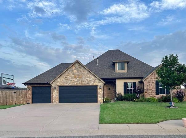 2267 NW Poplar Avenue, Piedmont, OK 73078