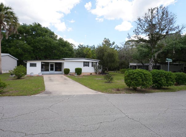 25341 NE 139th St, Salt Springs, FL 32134