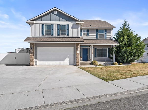 5601 Santa Fe Ln, Pasco, WA 99301