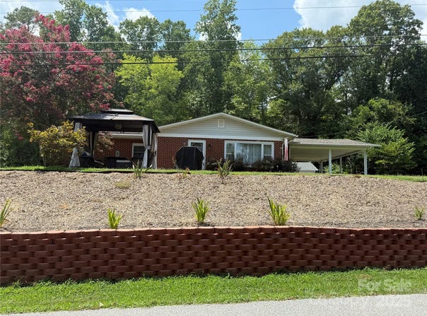 108 Scott Street, Morganton, NC 28655