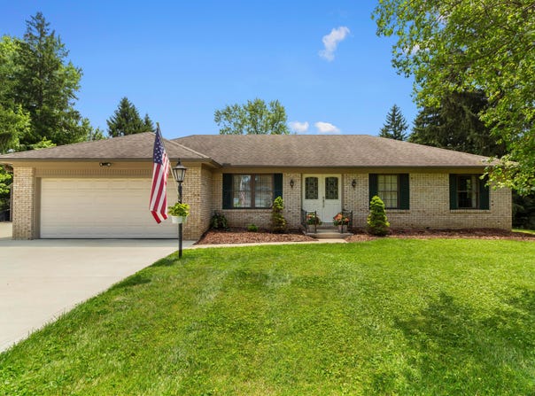 6983 Doran Drive, New Albany, OH 43054