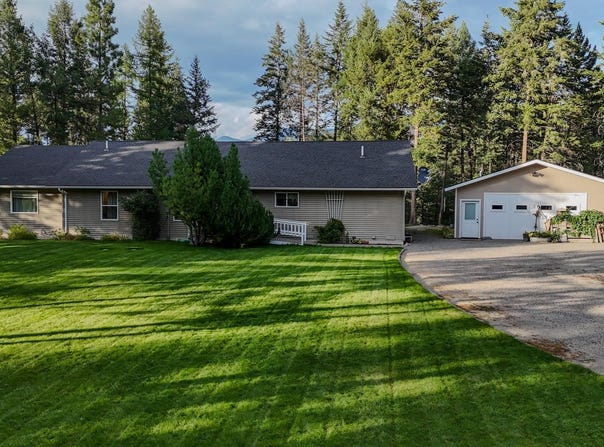 788 Tobacco Road, Eureka, MT 59917
