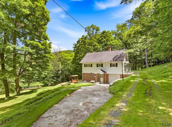 236 Covered Bridge Road, Johnstown, PA 15905