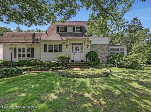 212 Lake Scranton Road, Scranton, PA 18505