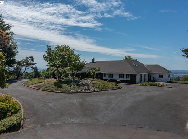 3794 E NANITCH Cir, Salem, OR 97306