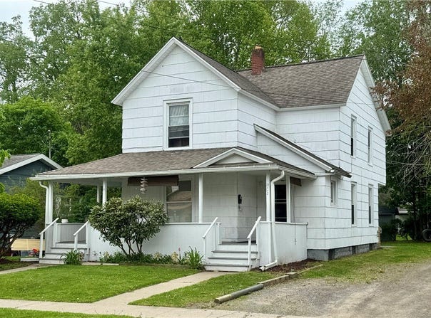 11 Gilbert Street, Oneonta, NY 13820