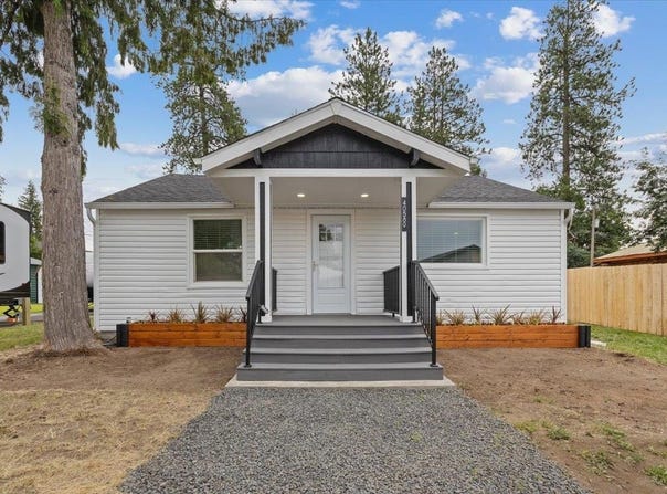 40589 Westline Rd, Loon Lake, WA 99148