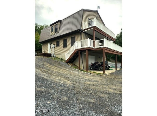 377 Black Bear Lane, Osterburg, PA 16667