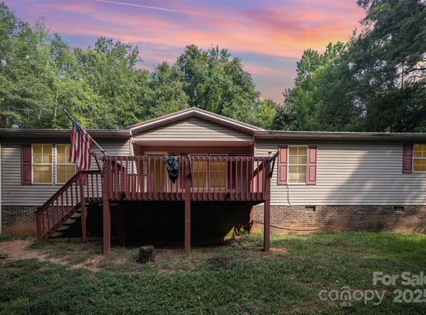 3215 Shadybark Trail, Catawba, SC 29704